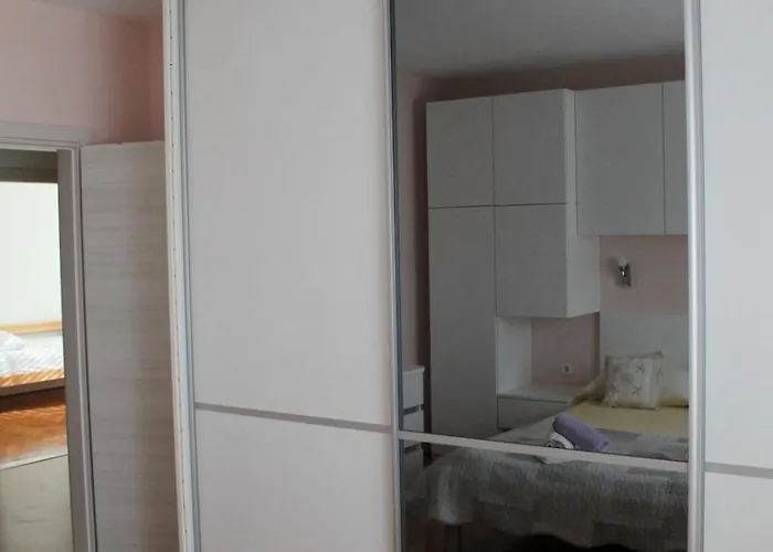 Апартаменты Spacious Хвар