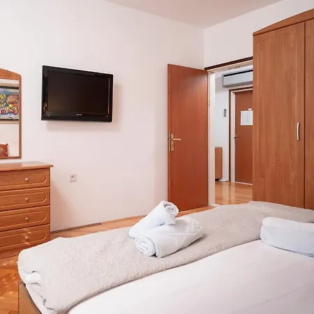 Apartment Spacious Hvar Town